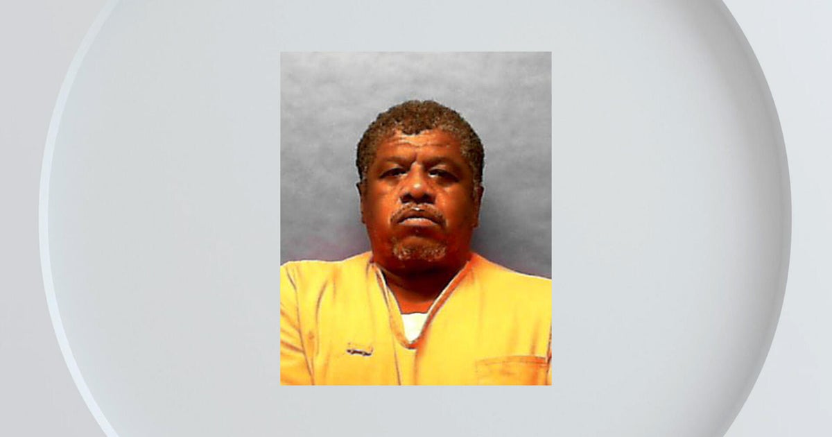 DeSantis signs execution order for man convicted of 1992 triple murder
