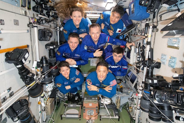 1500-iss-73.jpg