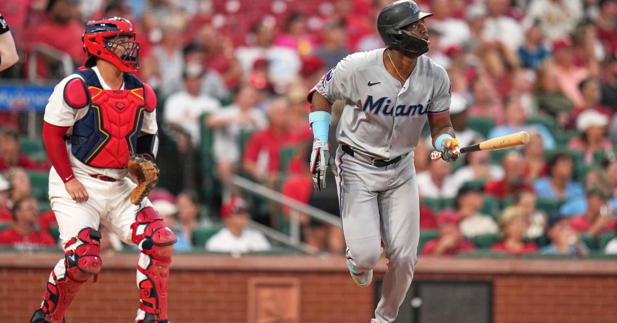 Marlins beat Cardinals 2-0 