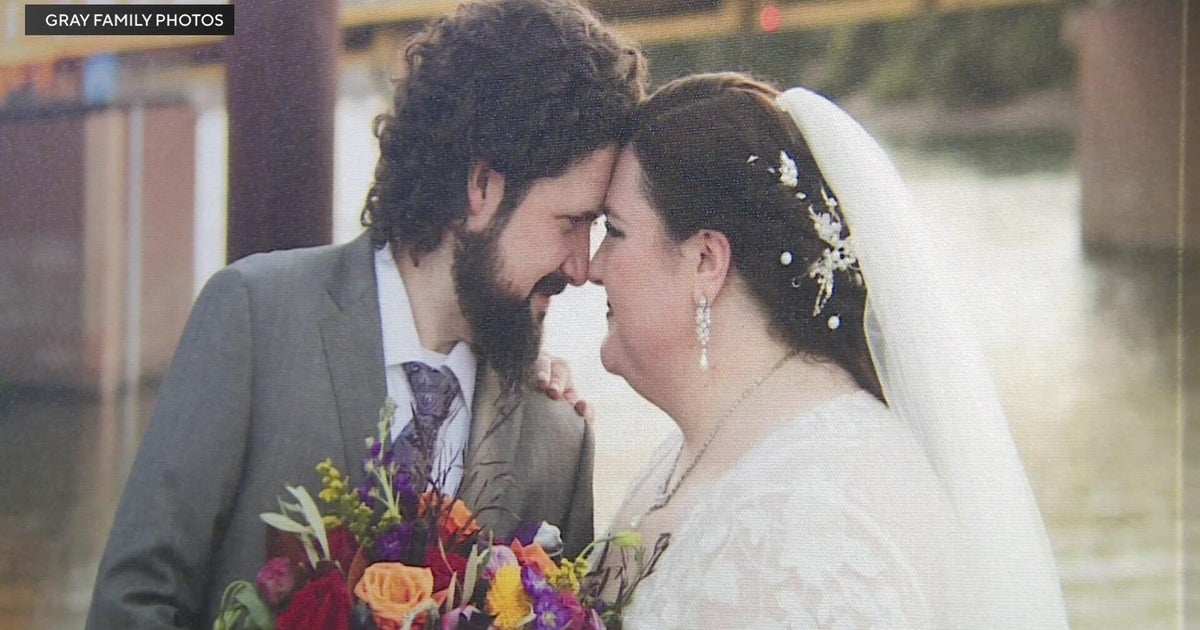 Multiple Couples Across US Compete in America's Favorite Couple Contest