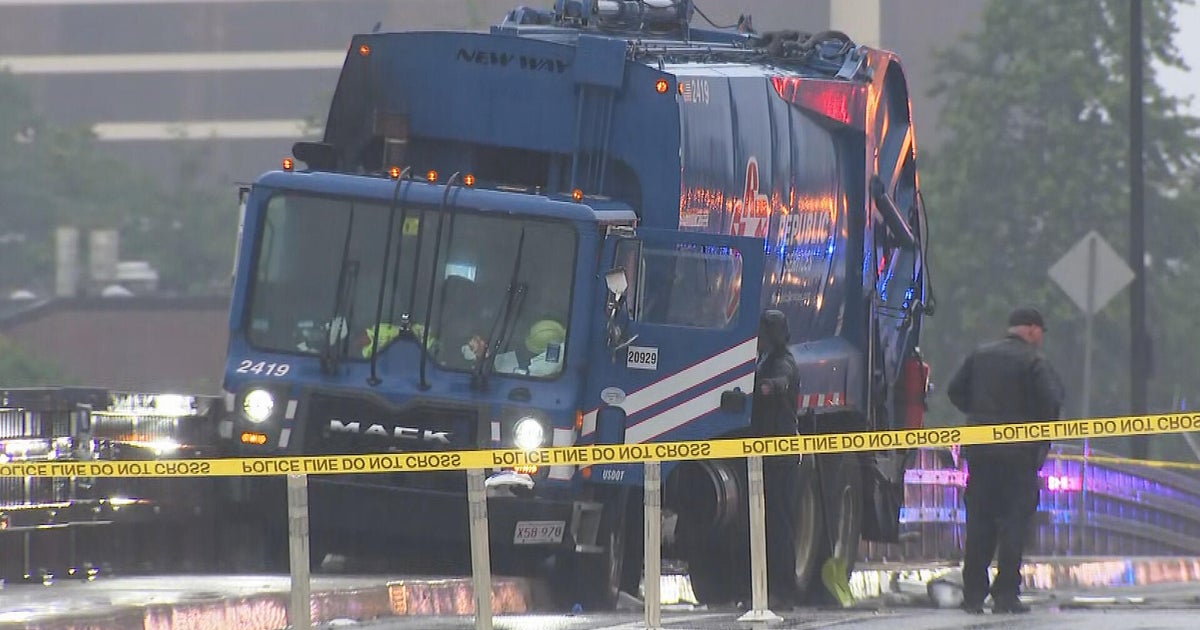 Suspect in custody after carjacking trash truck near Encore Casino 
