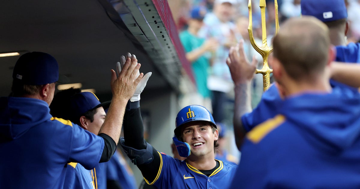 Cole Young hits monster home run for the Mariners, 4th longest in stadium history 