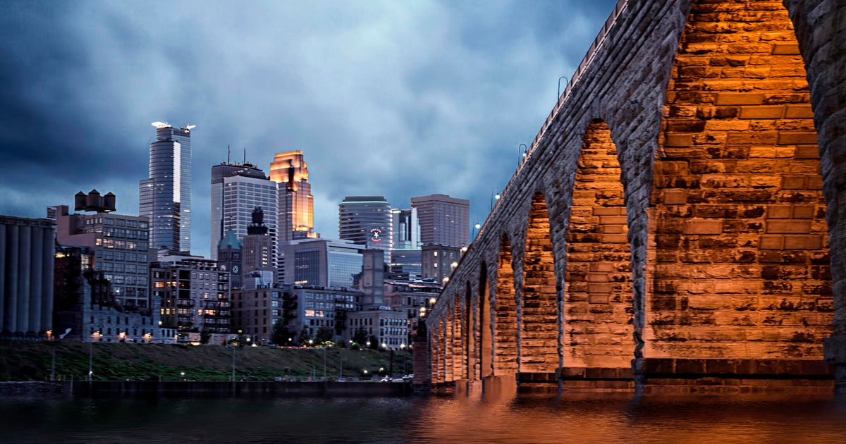Man arrested after 2 women shot near Stone Arch Bridge 