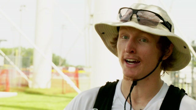 ultra-marathoner-pkg-wcco8e6d.jpg 