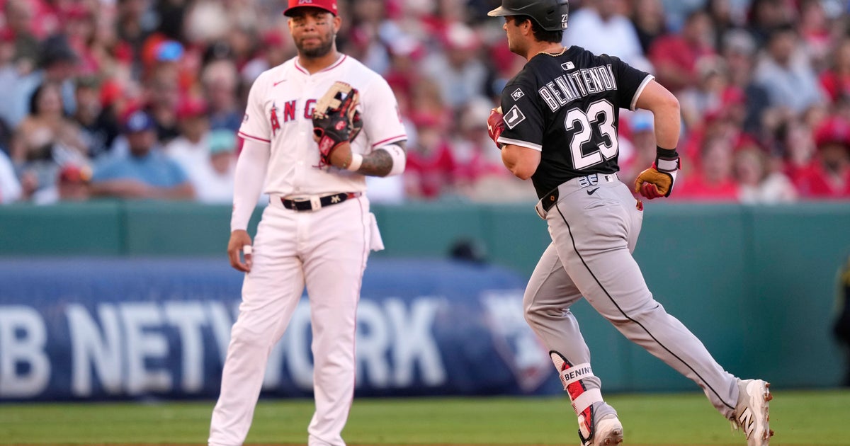 Benintendi, Sosa each hit a HR as White Sox beat Angels 6-3 