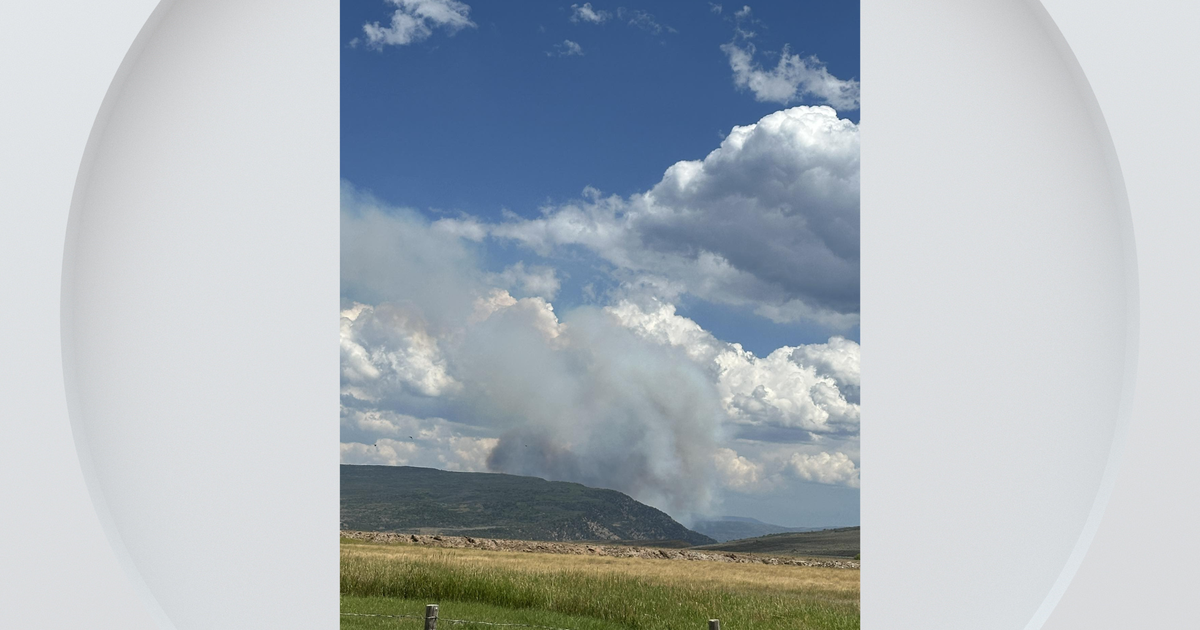 Gov. Polis declares disaster emergency for wildfire burning in northwest Colorado 
