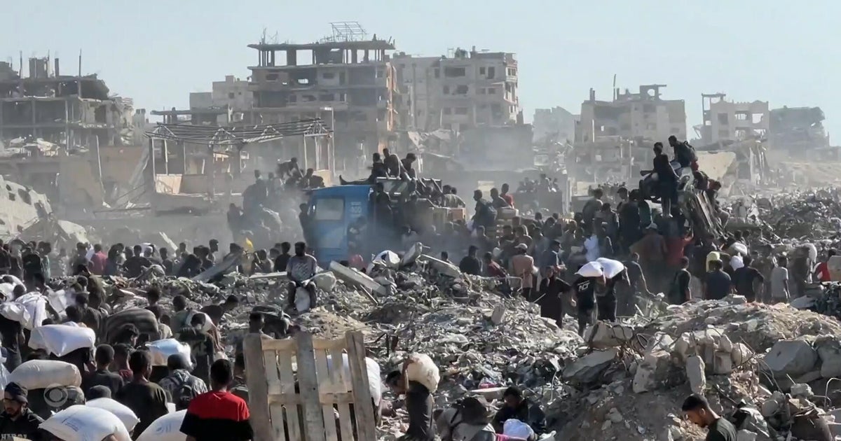 More reports of deaths as Gazans try to access aid