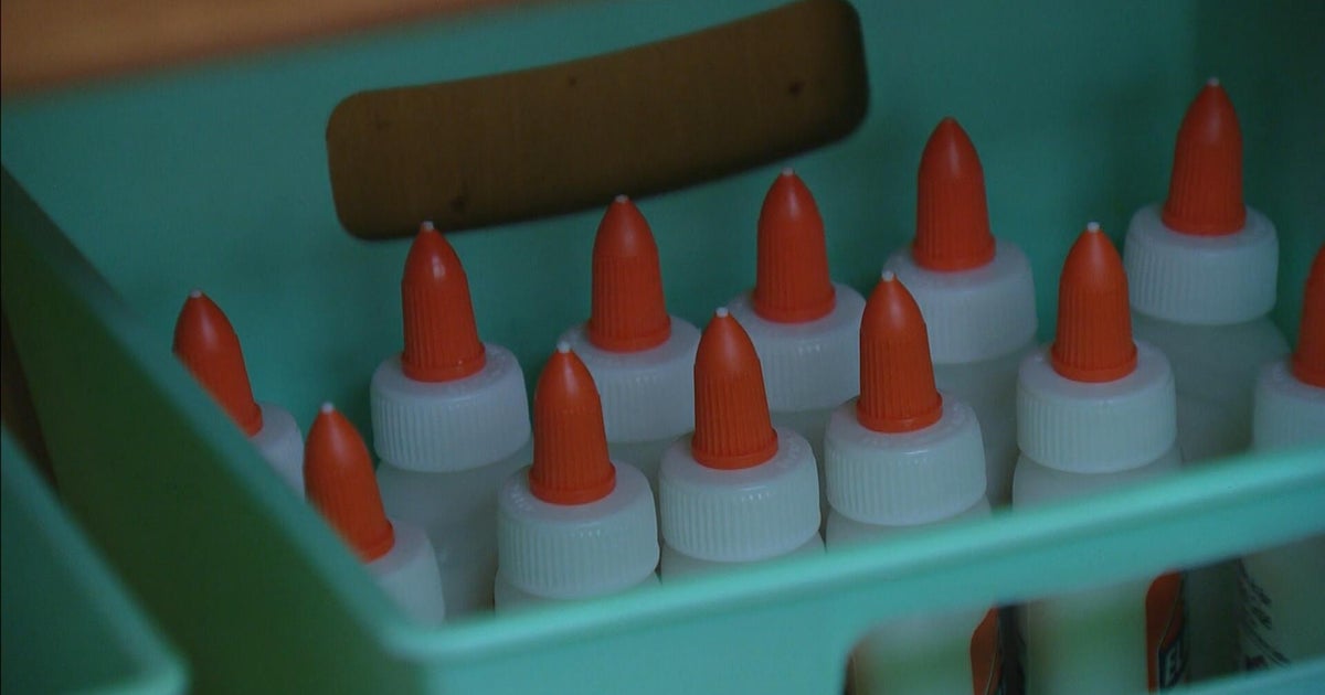 Teacher shares advice about how to save money on classroom supplies 