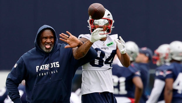 Patriots DC Williams Suffers Dehydration at Practice