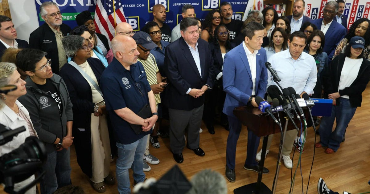 Eye Opener: Texas Democrats flee to Illinois over what they call a "power grab" by Republicans