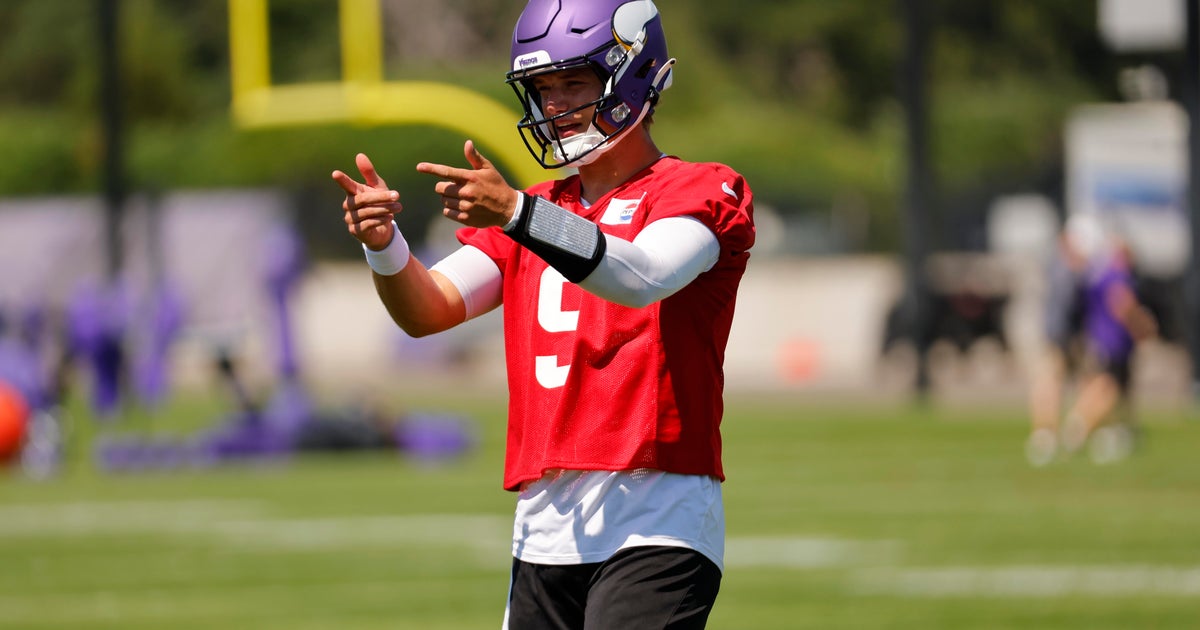 J.J. McCarthy will play in 1st preseason game, Vikings coach says 