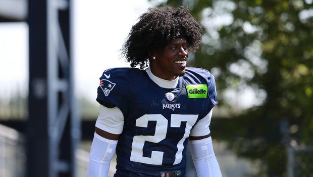 Patriots Cornerback Marcellas Dial Sidelined Season Torn ACL