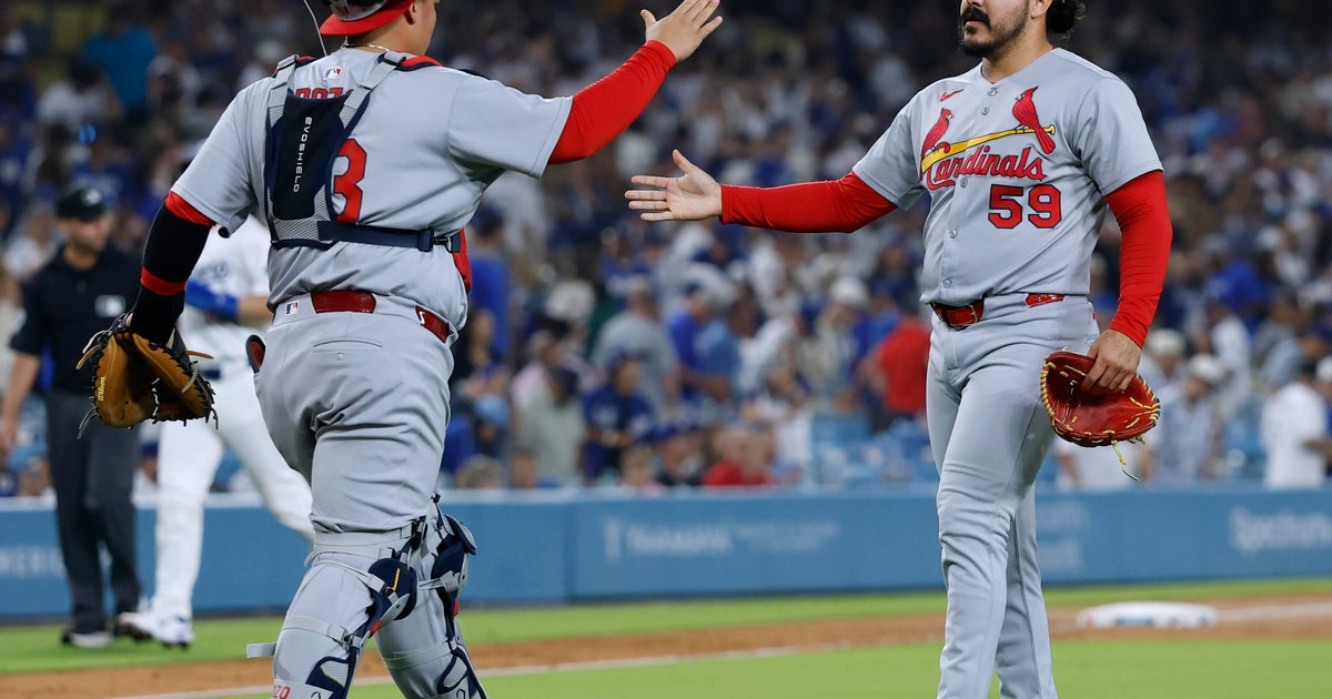 Yohel Pozo delivers pinch-hit RBI single in 9th inning to send Cardinals past Dodgers, 3-2 