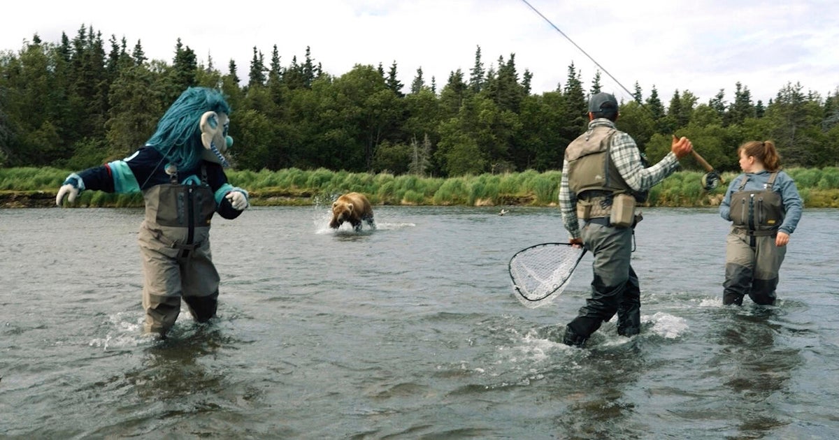 Grizzly bear charges toward NHL mascot during video shoot in Alaska 
