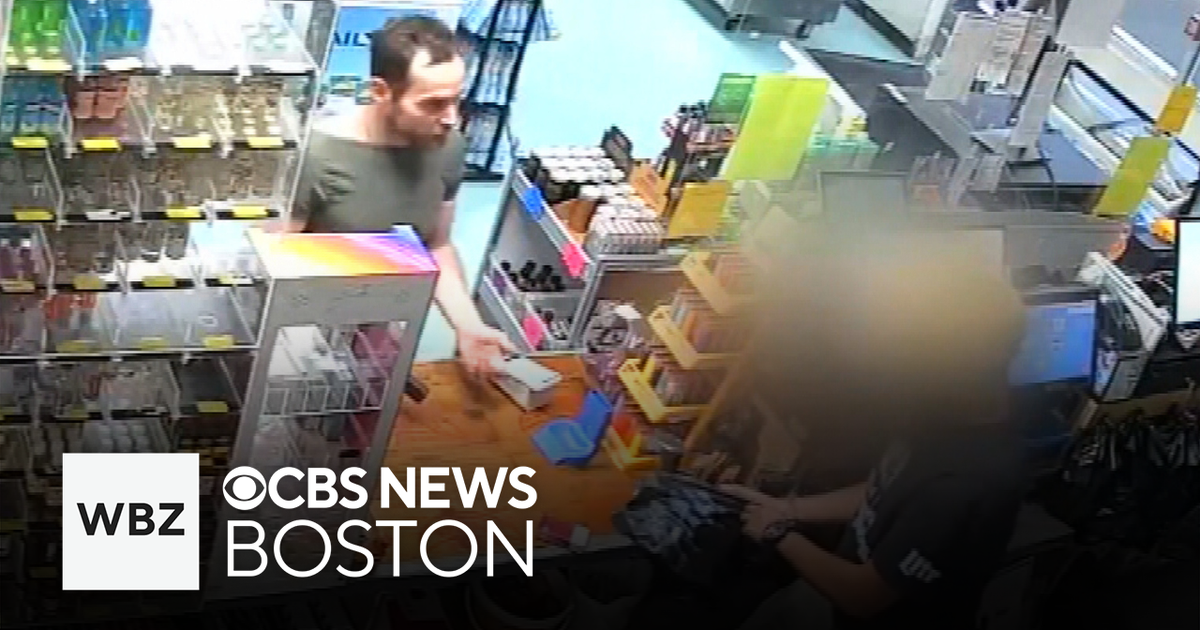 Worcester store manager helps police arrest armed robbery suspect - CBS ...