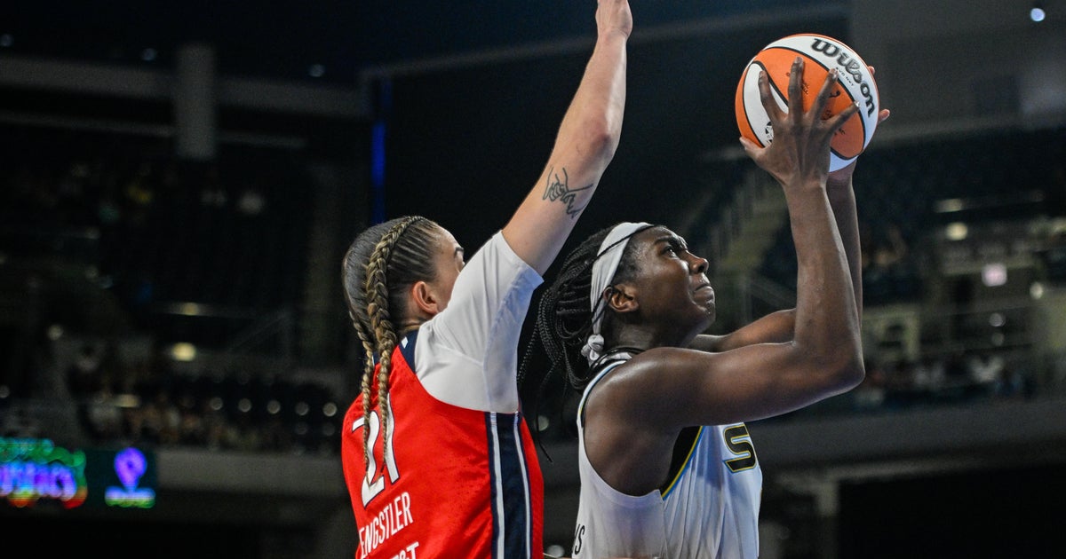 Williams and Cardoso have double-doubles, Sky beat Mystics 