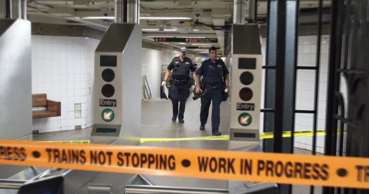 Woman slashed and robbed on subway in 2nd random attack, police say 