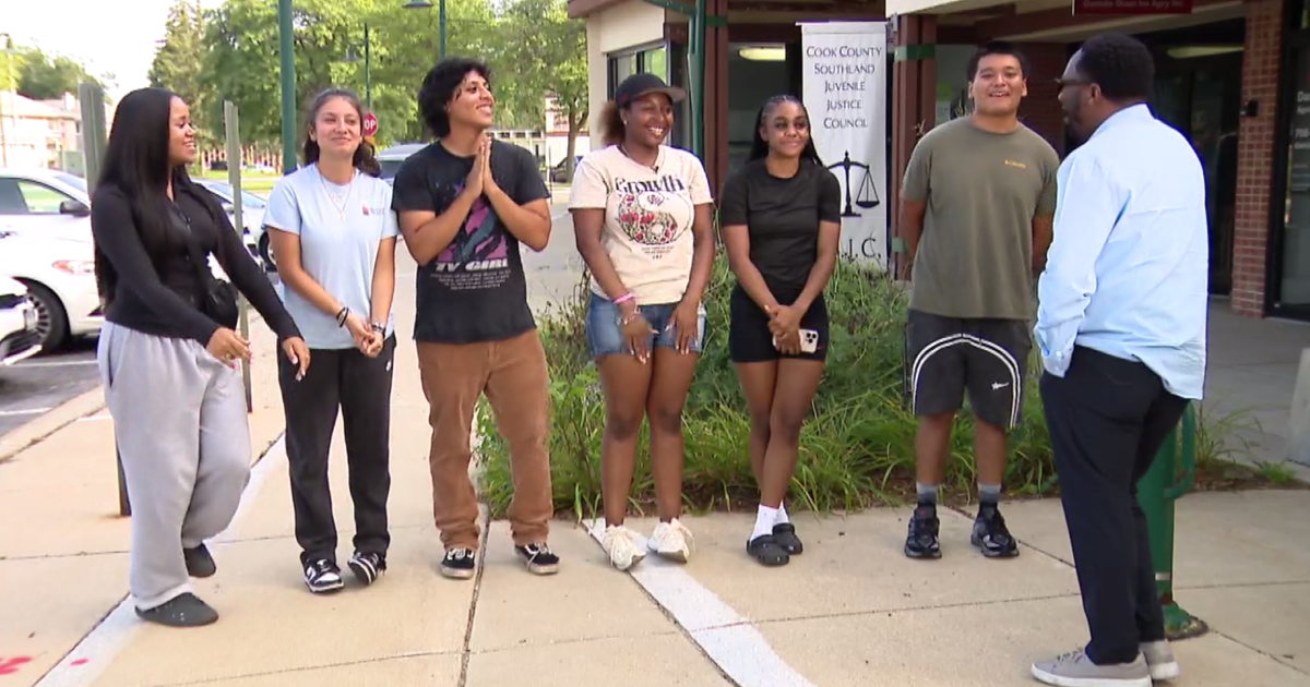 Suburban teens' pay held up for weeks due to issues with state grants 