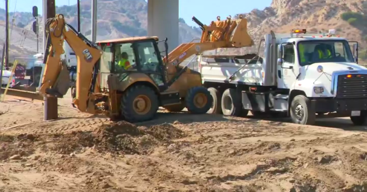 Water outage in Granada Hills and Porter Ranch expected to last through weekend 