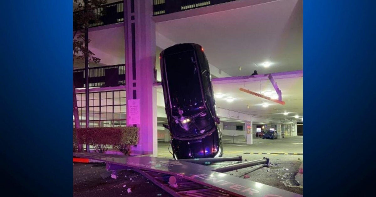 Pleasant Hill driver crashes off second story of parking garage; DUI suspected 