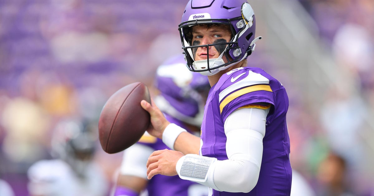 J.J. McCarthy helps lead Vikes to 20-10 win over Texans 