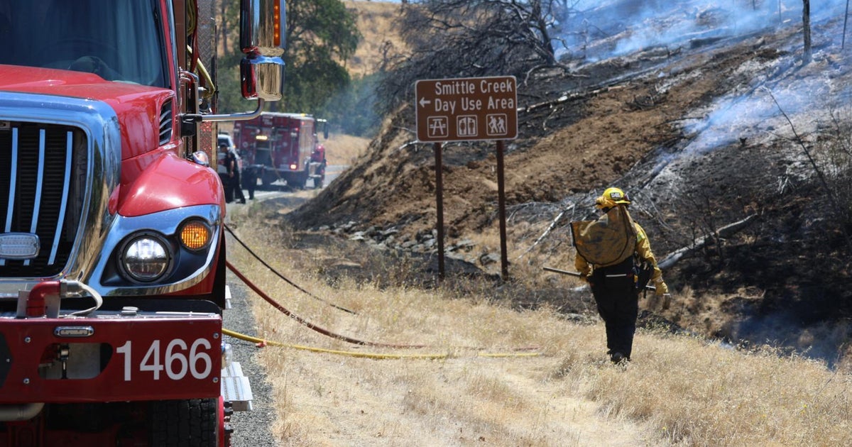 Smittle Fire burns in Napa County near Lake Berryessa 