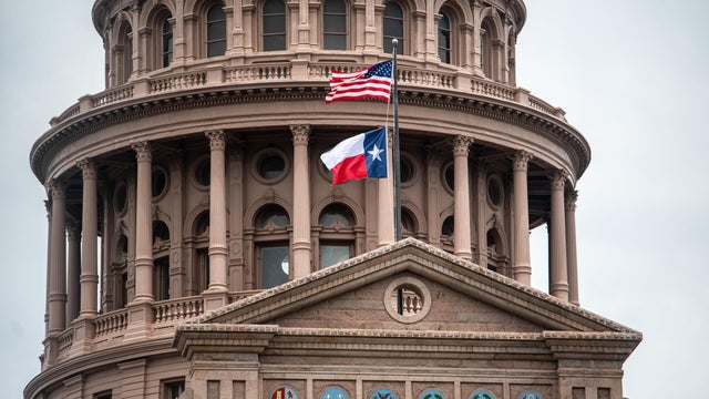 Texas Democrats Flee To Chicago In Bid To Halt Redistricting 
