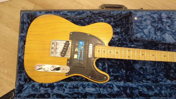 A replica of the Fender guitar Bruce Springsteen is holding on the cover of his "Born to Run" album 