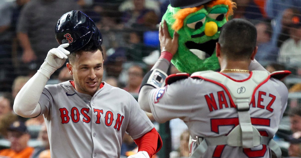 Bregman, Narváez home runs power Red Sox to 14-1 win over Astros 