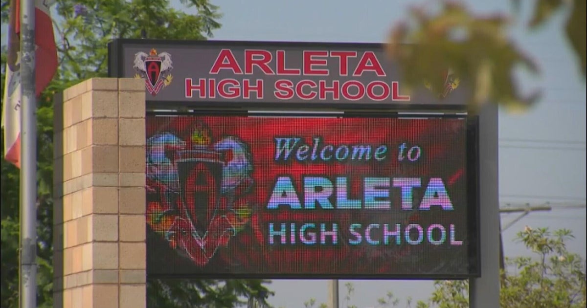 Parents speak out after L.A. teenager wrongfully detained by federal agents outside of high school 