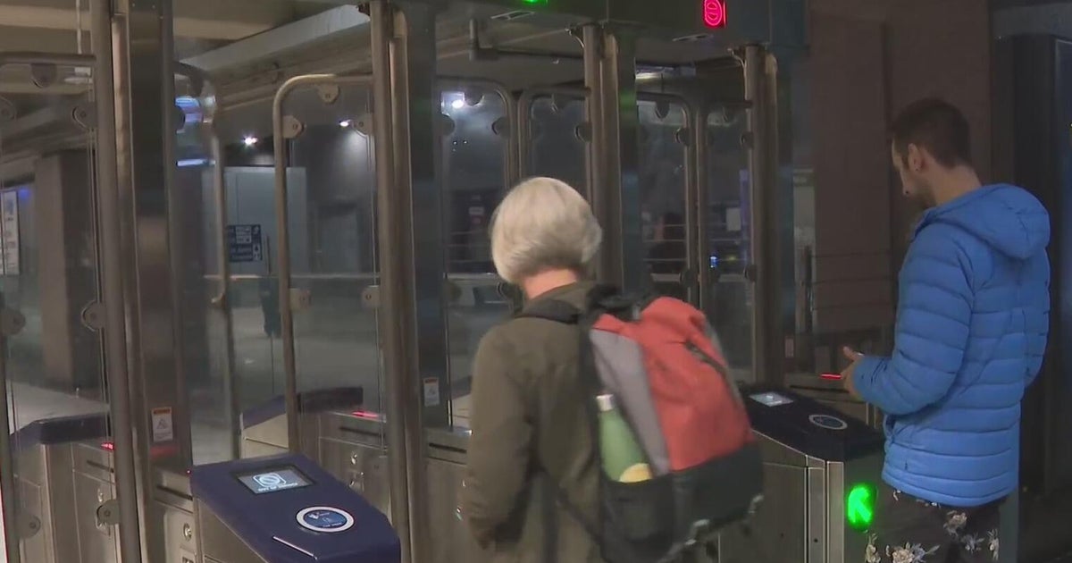 BART fare gates will soon accept credit and debit cards. Here's what to know 