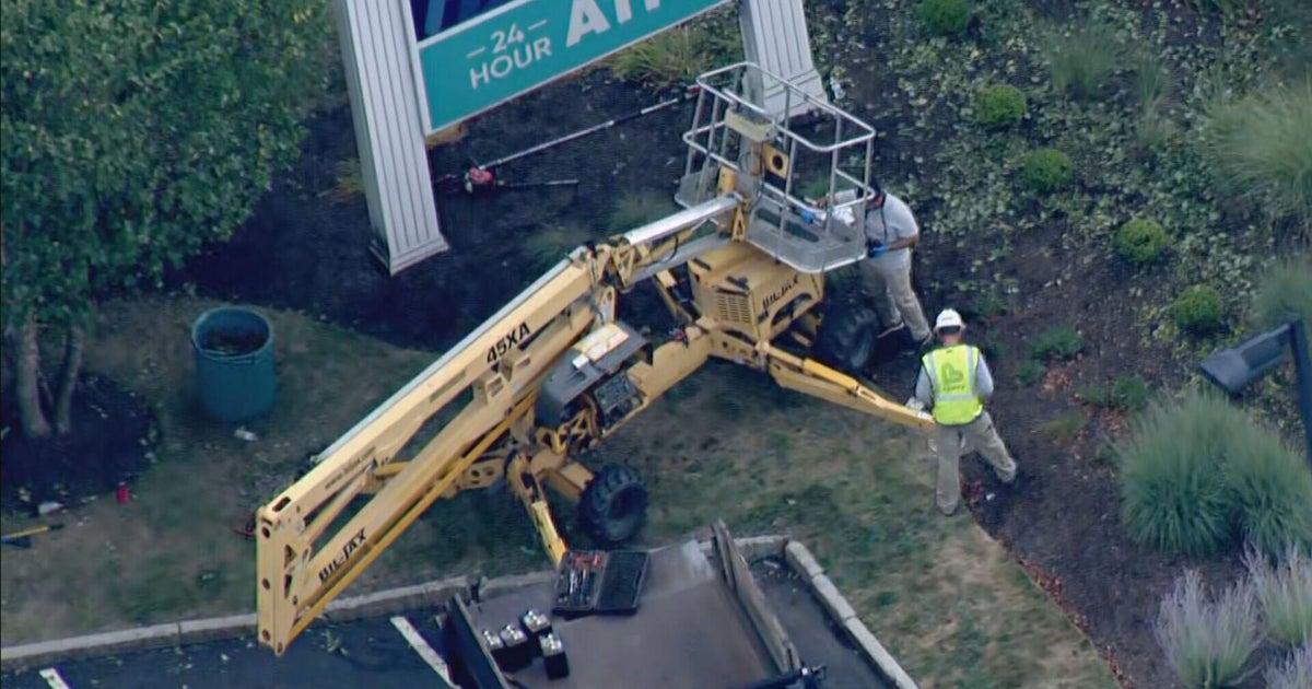 Landscape worker dead, another injured after hitting power line in Salem, NH 