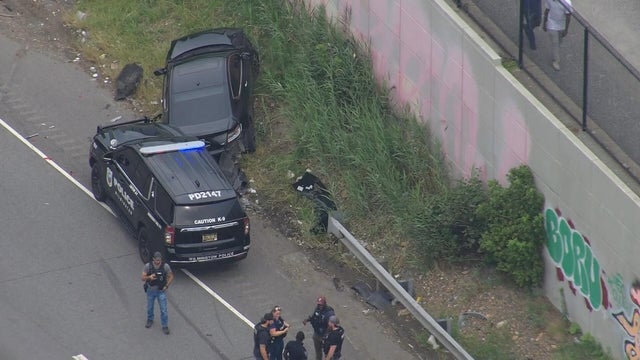 lns-chopper-i95-accident-near-commadore-barry-bridge-frame-38901.jpg 