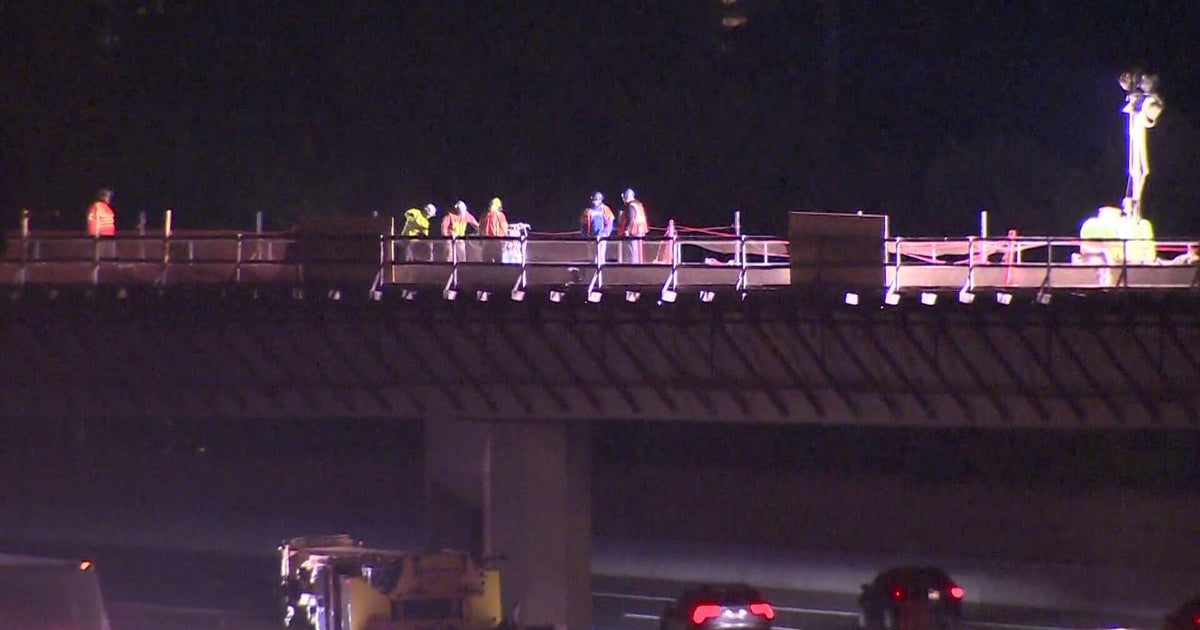 Demolition begins on Sacramento's faulty Del Rio Trail bridge over I-5 