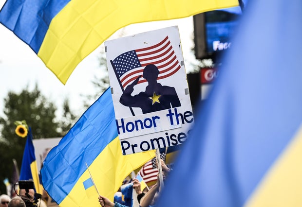 Pro-Ukraine rally held in Alaska ahead of Trump-Putin meeting 
