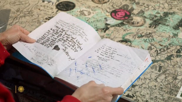 Desk-on-Hancock-Hill-noteBook.jpg 
