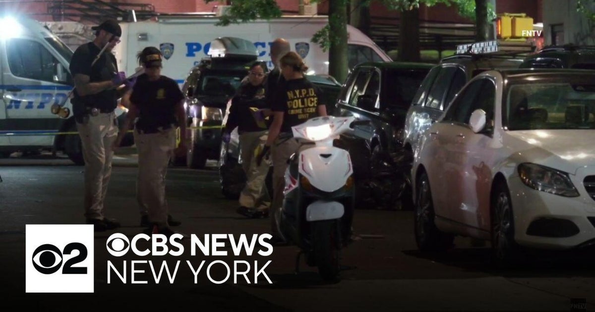 Off-duty NYPD officer shoots man who pulled gun, police say - CBS New York