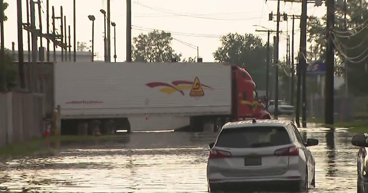 Flooding in Northwest Indiana prompts delays for some schools 