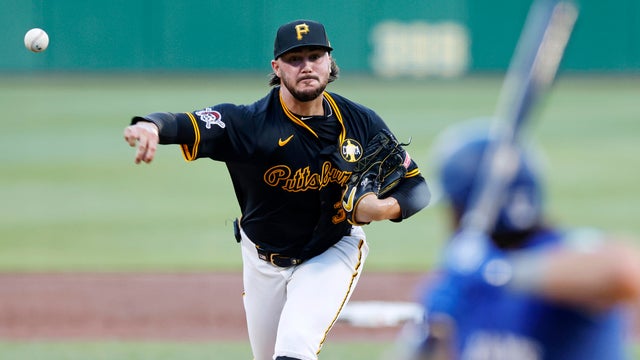MLB: AUG 18 Blue Jays at Pirates 