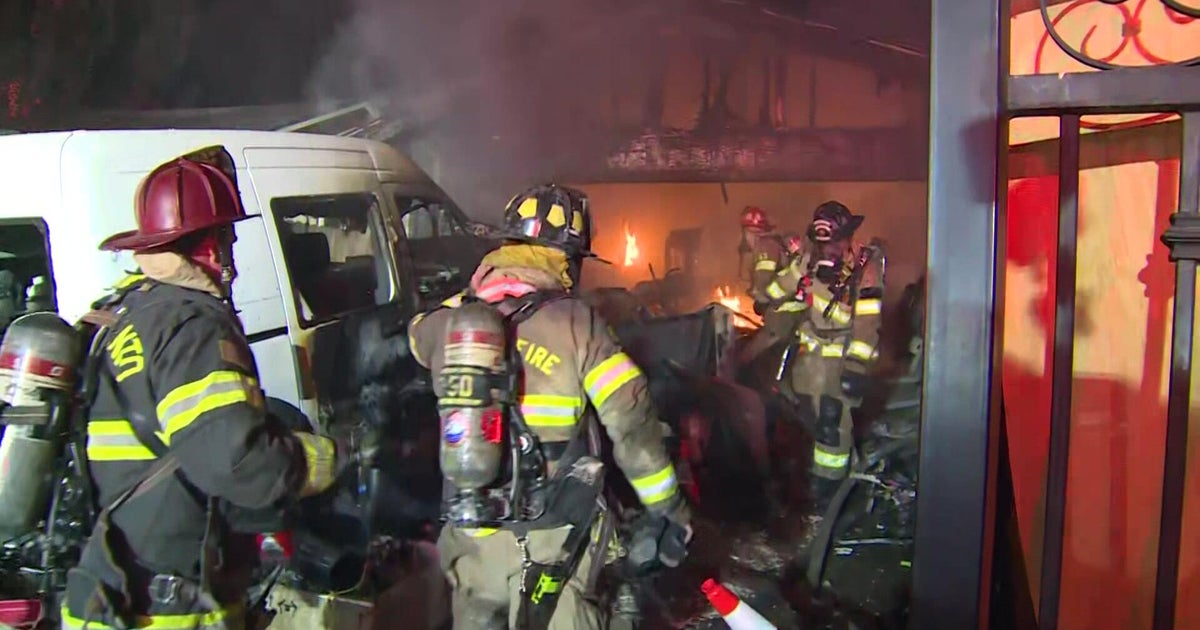South Sacramento garage fire spreads into home, displacing family