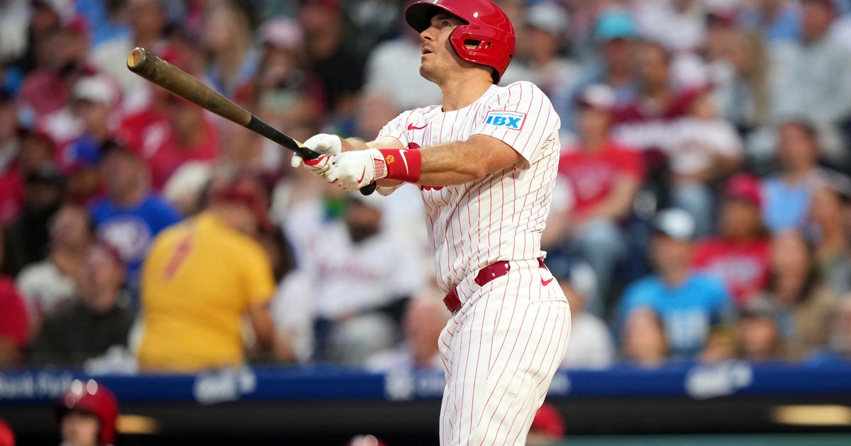 Phillies benefit a 3rd time on catcher's interference call, this one against Mariners 