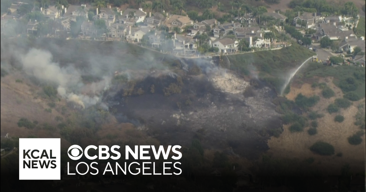 Orange County Firefighters Battle Brush Fire Near Laguna Niguel Homes, Evacuations Ordered