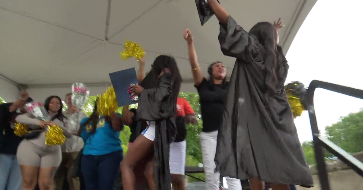 Chicago CRED violence prevention participants earn high school diplomas
