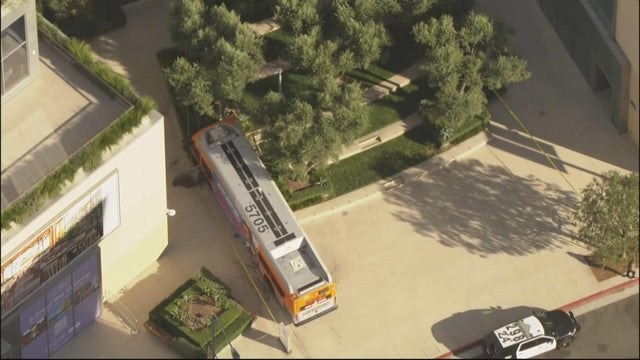 metro-bus-crash.jpg 