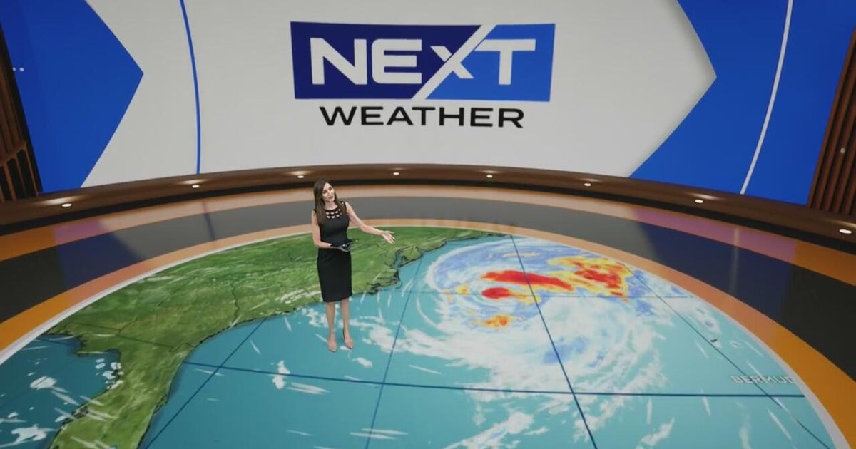 11 a.m. Tropical Update: Hurricane Erin pushing away from North Carolina coast