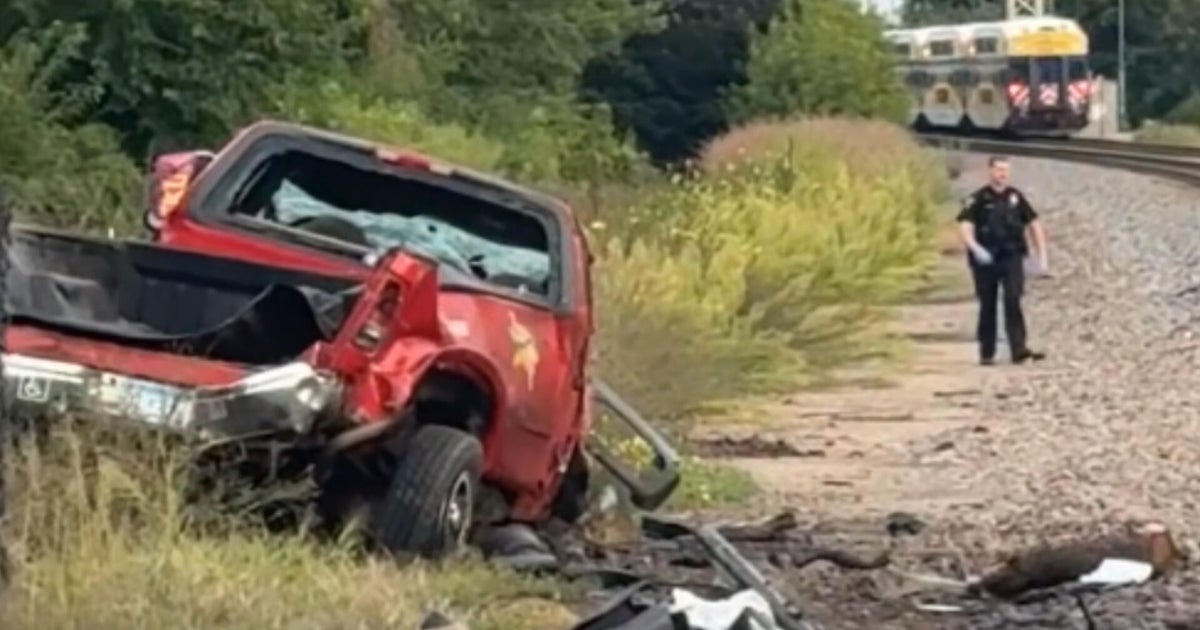 Northstar Commuter Rail train collides with truck in Coon Rapids 