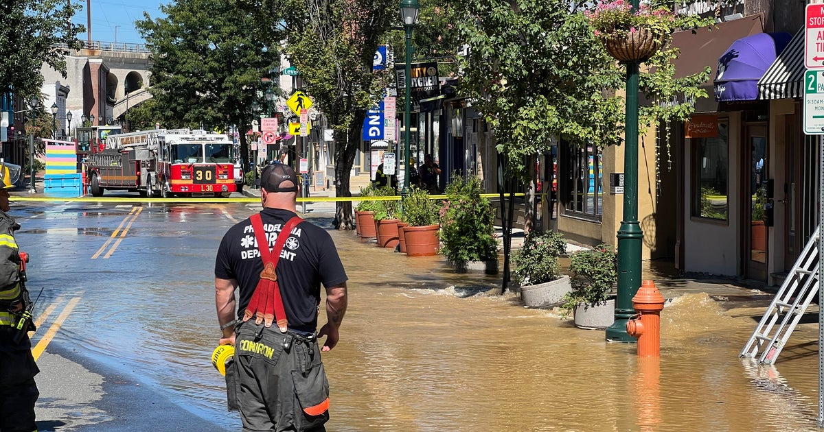 Water restored after main break floods Main Street in Manayunk 