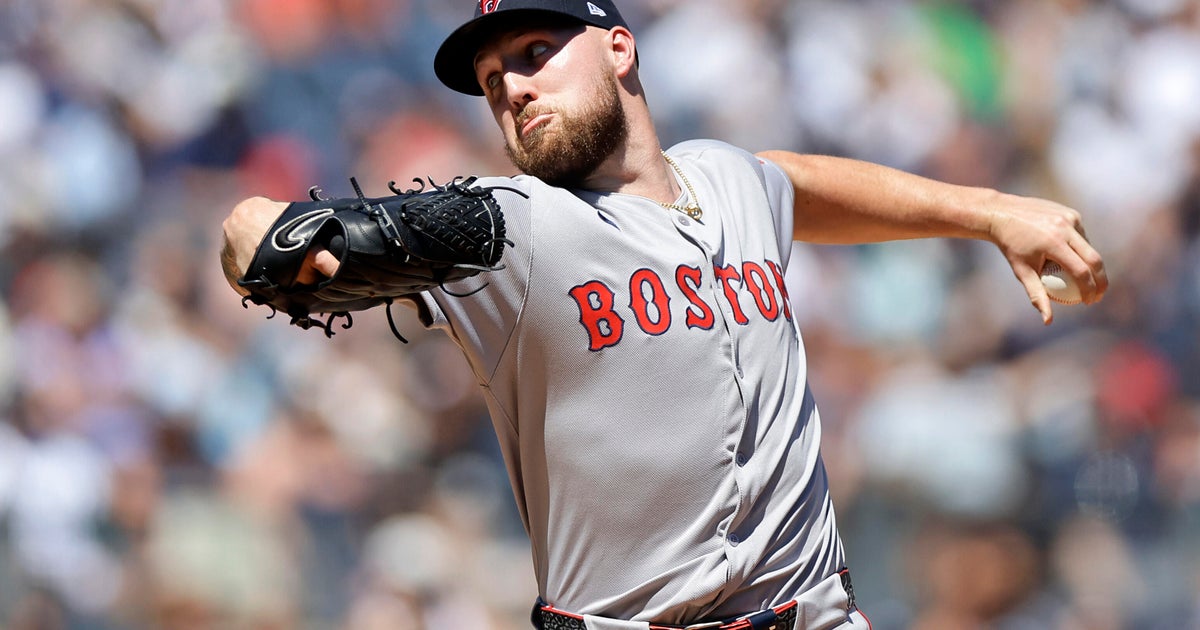Red Sox beat Yankees for 8th straight time, 12-1 