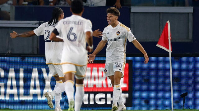 LA Galaxy v Colorado Rapids 