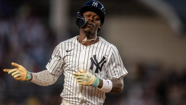 yankees-red-sox-jazz-chisholm-jr.jpg 